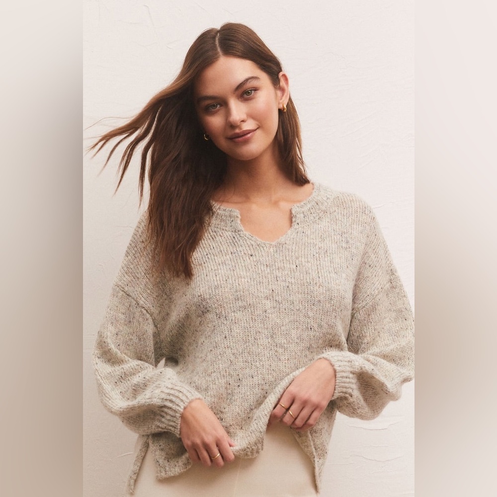 Z Supply - Kensingston Speckled Sweater in Heather Grey
